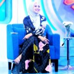 Feni Rose Instagram - Merayakan Hari ini…