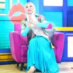 Feni Rose Instagram – When kembali shooting sesudah puas jalan jalan .. 

Pic by mas a theo