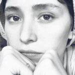 Fereshteh Hosseini Instagram - . I am from nowhere but everywhere is my land . So I care about everyone, I care about THE EARTH 🌍 STOP THE WAR AGAINST THE EARTH 🛑 STOP KILLING PEOPLE EVERYWHERE 🛑 . من از هیچ جا نیستم اما همه جا سرزمین من است. پس من به همه‌کس اهمیت می‌دهم،من به زمین اهمیت می‌دهم. جنگ علیه زمین را متوقف کنید. کشتن انسان هارا در هرکجای این جهان متوقف کنید. . Photo: @anahitafshar