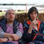 Fereshteh Hosseini Instagram - NEW MOVIE 🪅 . فیلمبرداری فیلم تازه علیرضا معتمدی به پایان رسید . فیلمبرداری فیلم سینمایی «چرا گریه نمی‌کنی؟» دومین ساخته‌ علیرضا معتمدی با تهیه‌کنندگی رضا محقق که از نیمه‌ اسفندماه آغاز شده بود، به پایان رسید. . باران کوثری، هانیه توسلی، فرشته حسینی، مانی حقیقی، علی مصفا، لیندا کیانی، نهال دشتی و امیرحسین فتحی بازیگران فیلم هستند و علیرضا معتمدی مثل فیلم قبلی‌اش «رضا» در این فیلم نیز بازی کرده است. «چرا گریه نمی‌کنی؟» داستان مردی‌ست که توانایی گریه کردن را از دست داده است. . نویسنده و کارگردان: علیرضا معتمدی مدیرفیلمبرداری: علی تبریزی تدوین: میثم مولایی صدابردار: امین میرشکاری طراح گریم: عظیم فراین طراح لباس: آرام موسوی طراح صحنه: پوریا اخوان، علیرضا معتمدی جلوه‌های ویژه کامپیوتری: حسن نجفی جلوه‌های ویژه میدانی: آرش آقابیگ هماهنگی تولید: امیر نوری مدیر تدارکات: سعید رضوی عکاس: زهرا مصفا مشاور رسانه‌ای: آیدا اورنگ طراح گرافیک: حمیدرضا بیدقی تهیه‌کننده: رضا محقق @alirezamotamedi_ @rezamohagheghofficial #چرا_گریه_نمیکنی ‏#may_you_cry