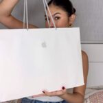 Fernanda Concon Instagram - A intenção não era ser um ASMR de reações, mas genuinamente virou um. Thks @apple | The new MacBook Air M3