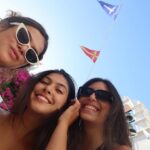 Fernanda Concon Instagram - eu ainda não tenho fotos em terras brasileiras, então fiquem com esse copilado (ainda) do verão 💛