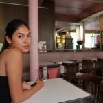 Fernanda Concon Instagram - eu ainda não tenho fotos em terras brasileiras, então fiquem com esse copilado (ainda) do verão 💛