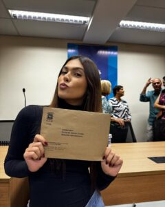 Fernanda Concon Instagram - Oficialmente, Internacionalista! 1/3 feito.