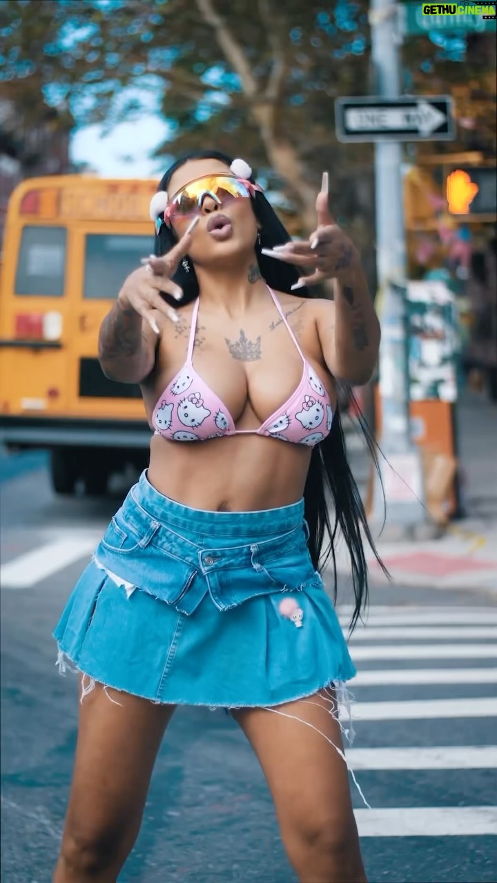 Fernanda Medrado Instagram - Alguém avisa ela por favor, tá feio para!🤭