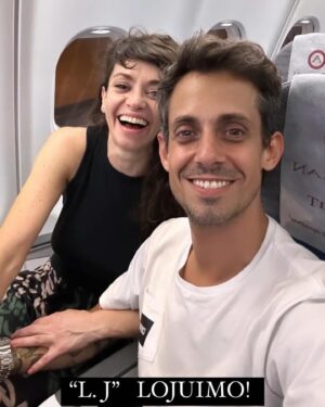 Fernanda Metilli Instagram - Felices primeros 10 años amor de mi vida @soyrada 
.
Que hermoso jugar con vos, crecer con vos, llorar , patalear, decidir , ANDAR . 
.
Te amo mi amor … PERO  la última foto no te la mandé nunca xq es TU CAMA… y un día pintó Pijama Party … y bueno… no pudimos resistirnos 
.