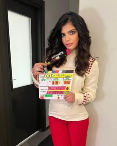 Feyza Civelek Instagram - KIZILCIK SERBETI COK YAKINDA SHOWTV’DE BASLIYOR..🎬 #NILAY💥💣💣#kızılcıkşerbeti