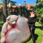 Feyza Civelek Instagram - Kimindi bu ayı? Bir yerden gözüm ısırıyor🐻🌸