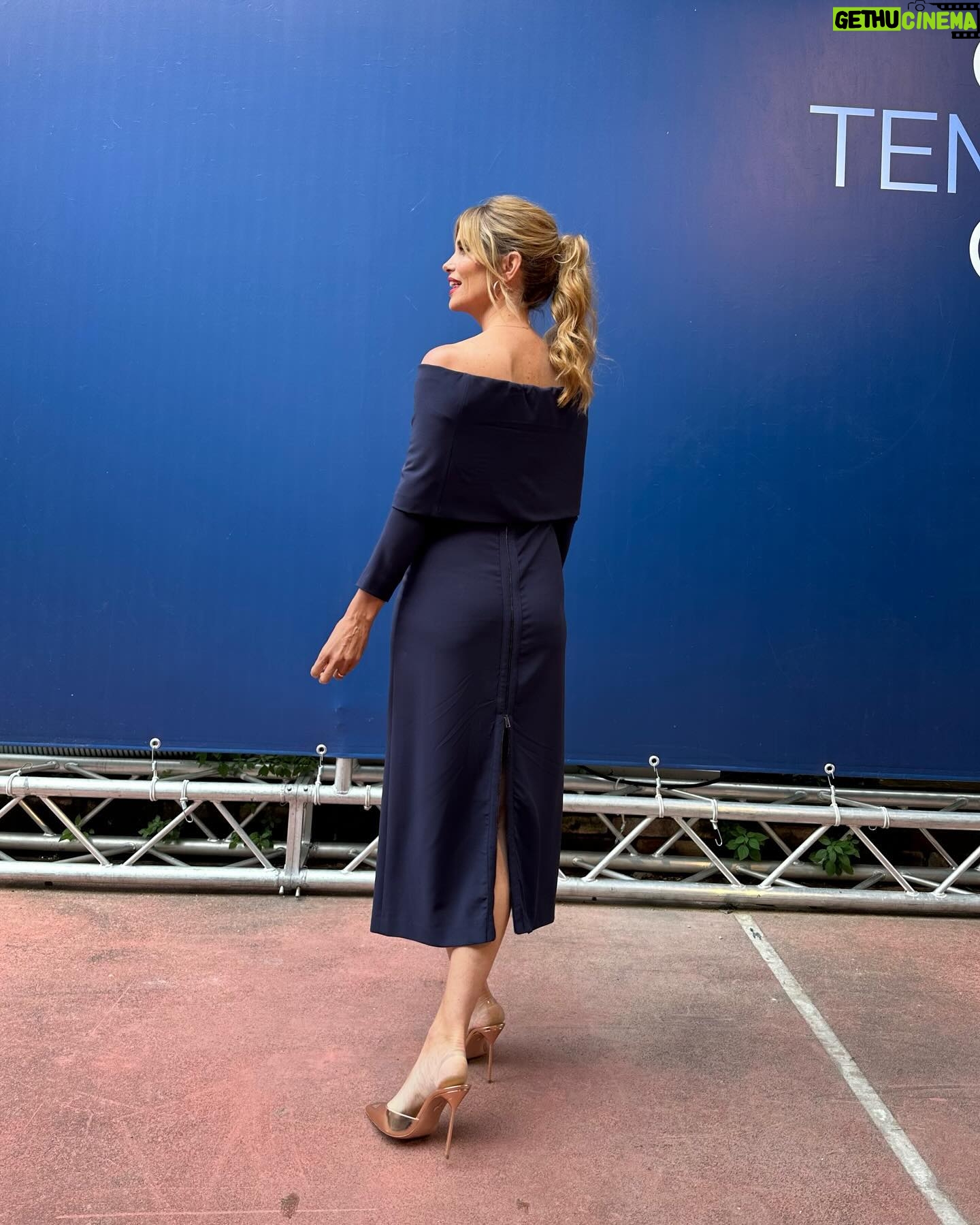 Filippa Lagerbรคck Instagram - Lagerfront e Lagerback. ๐โโ๏ธ๐๐๐ผ @chetempochefa #ctcf . abito @_mantu_official_ tacchi @aquazzura @robertabeolchini @toledo_mariapaola