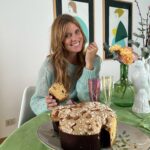 Filippa Lagerbäck Instagram – La ricerca del gusto, del bello e del buono, tra storie, tradizioni e gusti italiani, perchè chi cerca sapori, trova tesori!

Questo è il mio nuovo percorso con i Tesori dell’Arca e Pam Panorama e il viaggio insieme parte dalla Colomba pasquale… ho fatto le prove di Pasqua per voi! La colomba classica, senza canditi oppure al cioccolato, tu cosa preferisci? 💛

#TesoridellArca #CerchiSaporiTroviTesori  #Piùameno #PamPanorama @pam_panorama #adv
