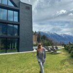 Filippa Lagerbäck Instagram - Poche ore a Pinzolo da @lefayresorts tra Spa, cibo sano e alta quota, dove Whisky ha dato il meglio di sé! 😁 Un bellissimo inizio di marzo, grazie! ❄️🌸#invitedby . @steamodeo #soulfeelinghotels #gratitudine #roadtrip
