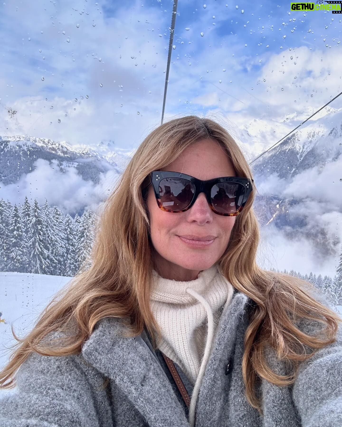 Filippa Lagerbäck Instagram - Poche ore a Pinzolo da @lefayresorts tra Spa, cibo sano e alta quota, dove Whisky ha dato il meglio di sé! 😁 Un bellissimo inizio di marzo, grazie! ❄️🌸#invitedby . @steamodeo #soulfeelinghotels #gratitudine #roadtrip