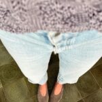 Filippa Lagerbäck Instagram - Nuovo fav outfit con il mio amico migliore. 🩶 . maglione (cotone eh!😅) @kangra_official slipper @buttero_official (adoro!)