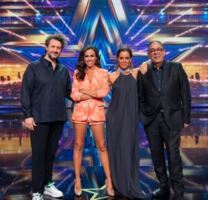 Filomena Cautela Instagram - Estamos no ar. Foi o programa mais difícil até agora.
No final, deixo aqui as razões para escrever isto.
Vão-me dizendo coisas aí pelos comentários.