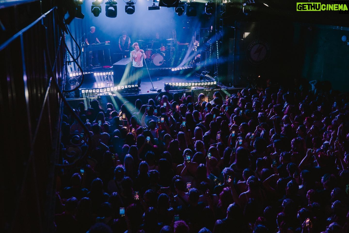 Finneas O'Connell Instagram - Jolly good fun in London