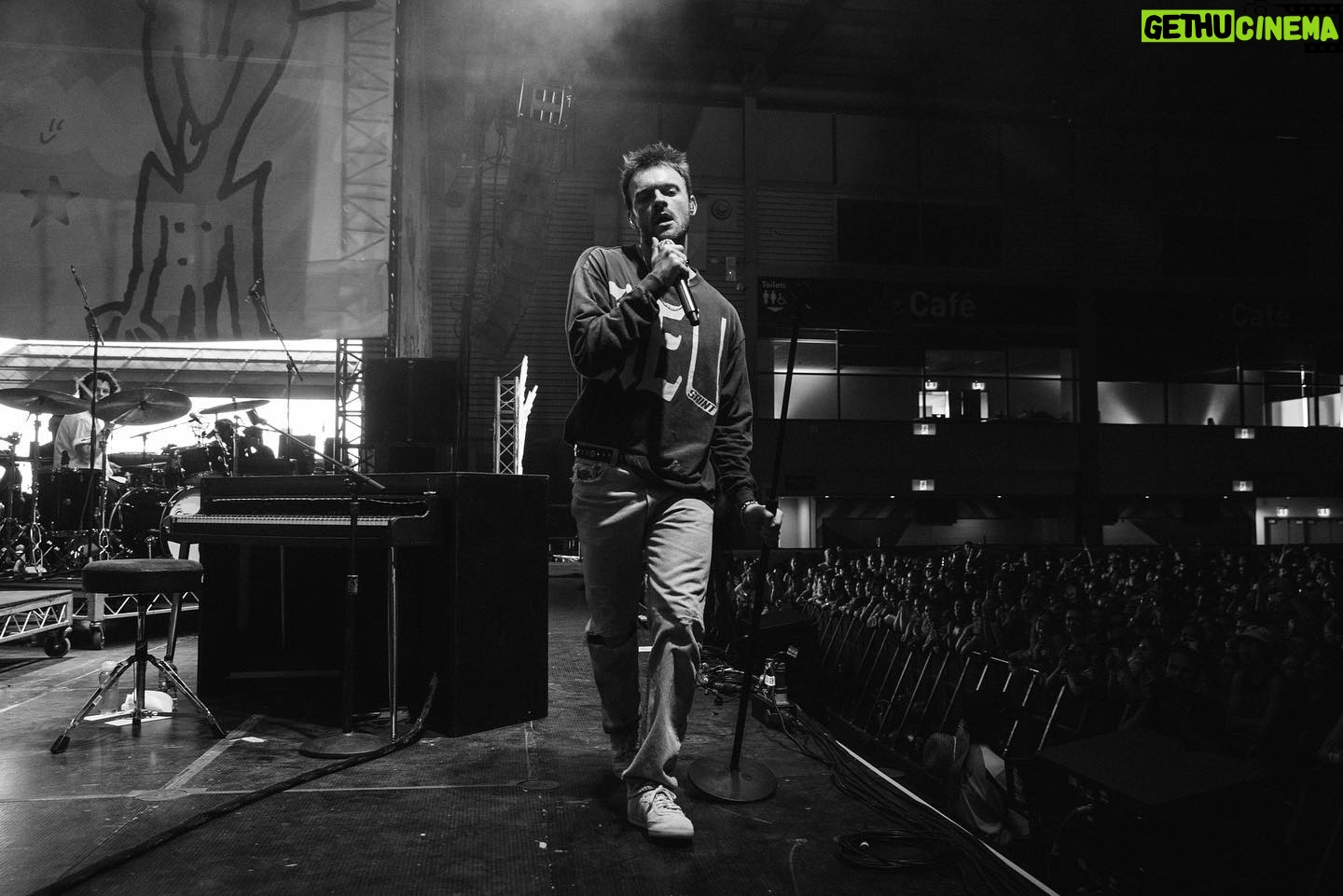 Finneas O'Connell Instagram - LANEWAY ♥️ photos by @jessgleeson