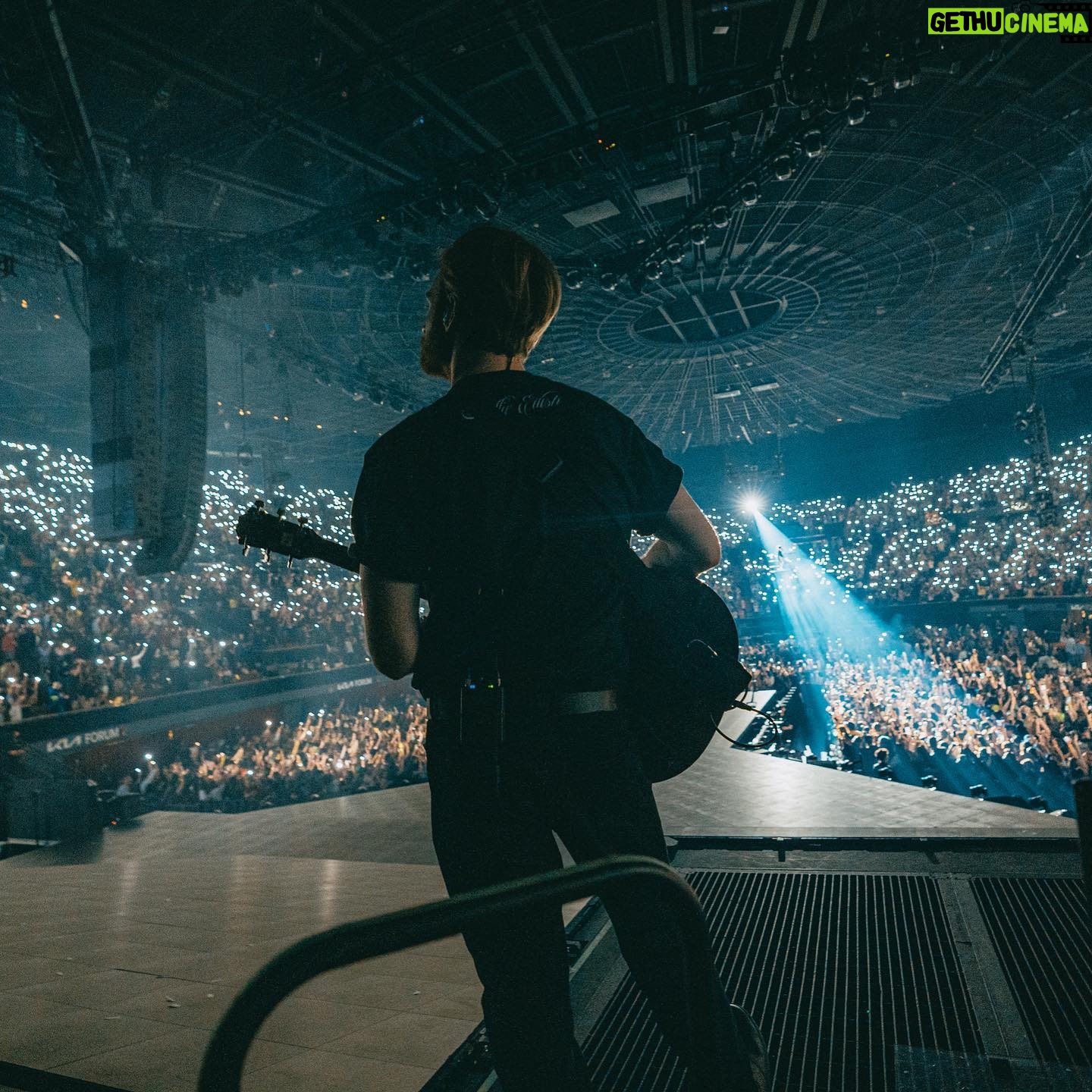 Finneas O'Connell - 437.1K Likes - 3 nights at the forum. I love our hometown ♥️