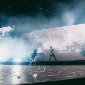 Finneas O'Connell Instagram - 3 nights at the forum. I love our hometown ♥️
