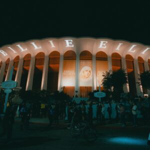 Finneas O'Connell Instagram - 3 nights at the forum. I love our hometown ♥️