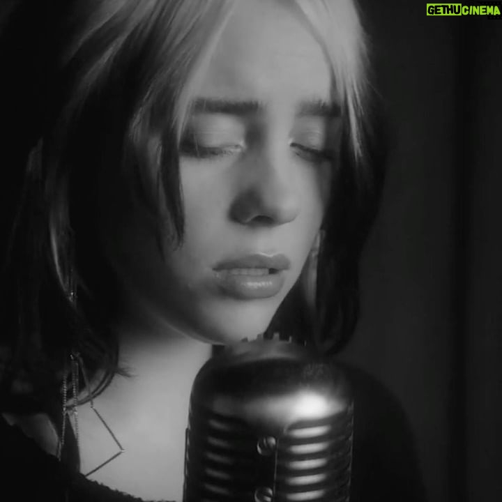 Finneas O'Connell Instagram - Explore the production process behind “No Time to Die”, the Bond Theme by @BillieEilish, with @Finneas @HansZimmer @Lipsons & @RobKinelski ! Available on March 16th, exclusively on mwtm.com