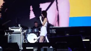 Fiona Sit Instagram - Long time no sing geh 不呼不吸幾多秒🥰