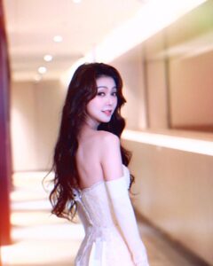 Fiona Sit Instagram -