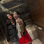 Fita Anggriani Instagram - Dicampelin ke yokasi , lanjut nonton exhuma , potobox , mamam kolea , cayang deh 🤸🏻‍♂️💗