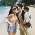 Fita Anggriani Instagram - Ini foto hanya untuk Instagram sajah gez , aslinya mah punteun banyak adegan reog ponorogonya ☺️ (yg sering ikutin story mamak pasti paham ya hehe) Kata mamak sih yg keren @sweet.escape 🥹🫶🏼 bisa sabar dan dapetin candid shot yg mamak sendiri ga nyangka hasilnya semua ga pernah ada yg failed 🥹 Kalian bisa pake code promo mamak gez FITA10 (10% extra 10 photos for photoshoot with SweetEscape in all destination) 🤍✨