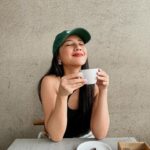 Fita Anggriani Instagram – The best part of the dayyyy ☕️✨