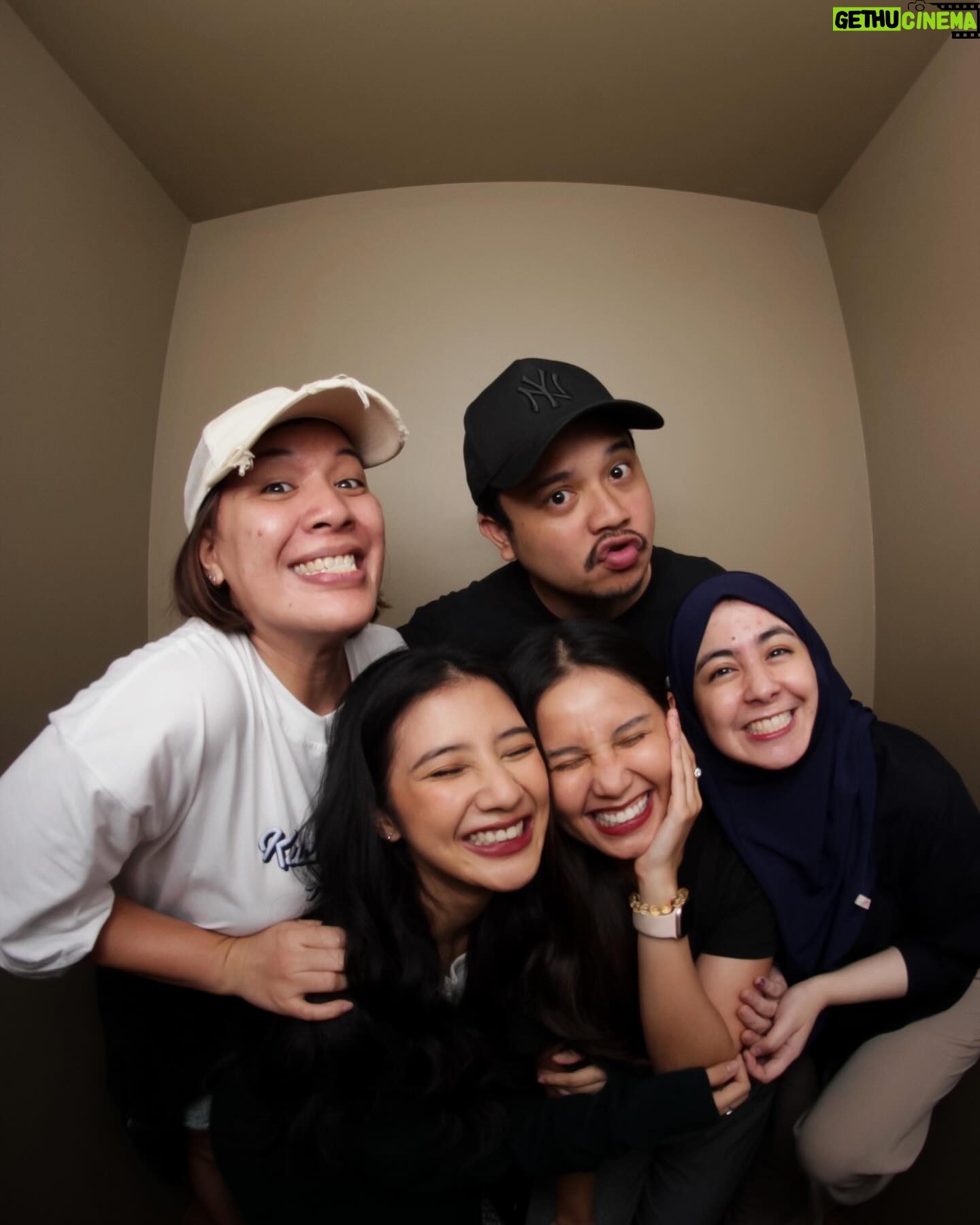 Fita Anggriani Instagram - Jadi kek mana ? 😭