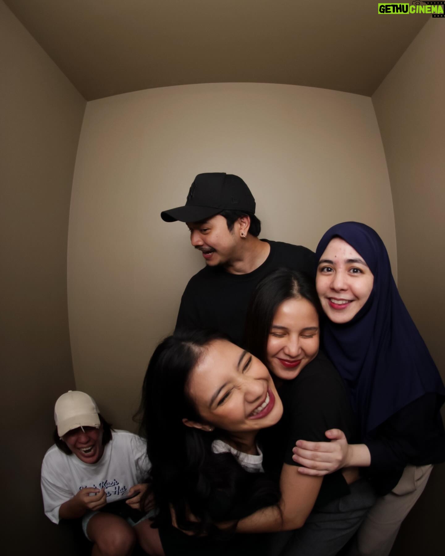 Fita Anggriani Instagram - Jadi kek mana ? 😭