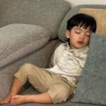 Fita Anggriani Instagram - Foto keluarga yg menguras mental & energy difagi hari , maap lahir batin gezz 🙏🏻✨