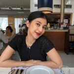 Fita Anggriani Instagram - Siapa pun yang menang semoga janji janji manis nya di tepati ye pak bapak 😌🙏🏼