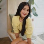 Fita Anggriani Instagram - Kakak emma gede ga sih 👀 📷 by @almaarijvaniav