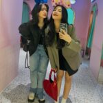 Fita Anggriani Instagram - Dicampelin ke yokasi , lanjut nonton exhuma , potobox , mamam kolea , cayang deh 🤸🏻‍♂️💗