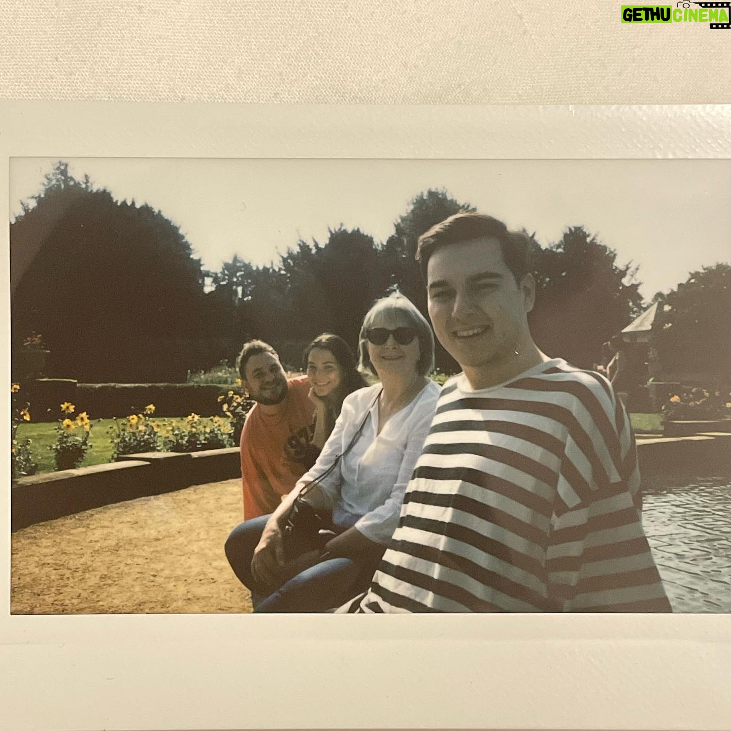 Fivel Stewart - 63.3K Likes - I am lucky enough to be raised by an amazing mom, & also to be surrounded by other amazing mamas❤️ here are just few that I have photos of, but there are so many more xx I love you all so freaking much