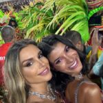 Flávia Viana Instagram - Sobre uma noite mágica! ✨🫶🏼🎉 Sobre viver o Day 1 na Sapucaí colaaadaaaaa na avenida! OMG, foi de arrepiar! Que experiência!!! Look: @charthoficial Foto: @lucasmavinga De @theofficialpandora #PandoraInRio #PandoraSquad24 #PandoraTakesRio #Sapucaí #Carnaval #errejota