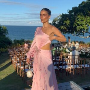 Flávia Viana Instagram - O “sim” mais lindo! 💍💐❤️

#CasamentoMariERomulo