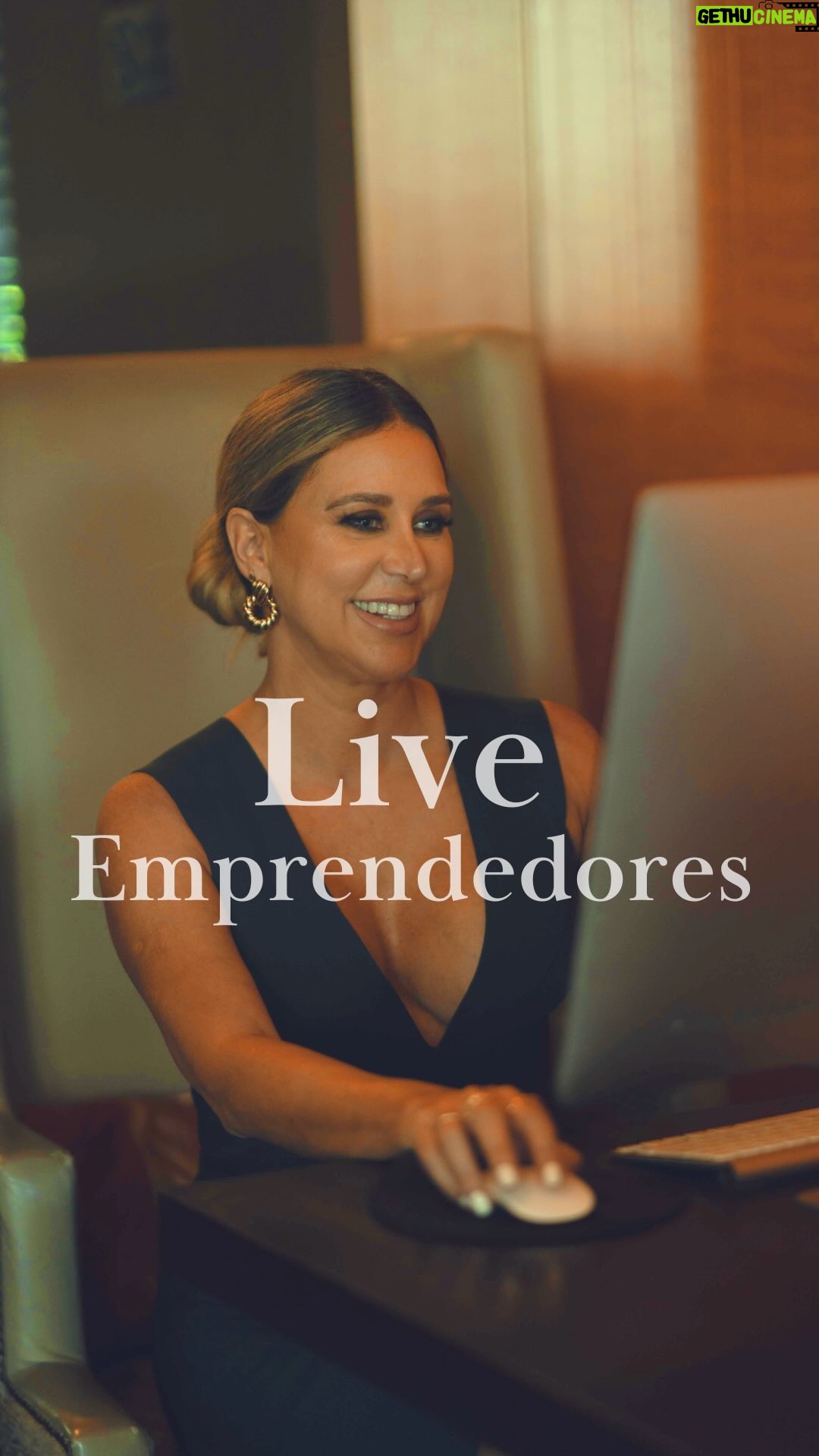 Flaviana Seeling - 3 Likes - 🚨SOLO PARA EMPRENDEDORES!!!! 🚨
Una súper conversación para todos aquellas personas que hoy sientan que su negocio está “estancado” , para aquellos que quieren alcanzar metas y sueños este año y los que quieren entrar en la era digital y no saben salir de su zona de confort !!! Sigue a www.soyvibrante.com y gana tu curso gratis !!! Gracias a mi amiga @ruthgamarra y la
@feria.emprendedores.chile y tb @soy.vibrante por tremenda charla !!!