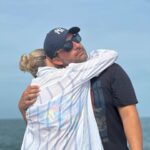 Flaviana Seeling Instagram – Feliz día del amor en todas sus formas y colores! ✨🤍
Amor de pareja, familia, amigos… debo decirles que soy una bendecida y agradecida de todas las personas que me rodean, tengo un esposo maravilloso, hijos perfectos, familia increíble y amigos que siempre están al pie del cañón. 
Gracias a ellos por todo lo que me entregan día tras día, son mi pilar fundamental y quiero celebrarlos cada día! Los amo!!!! 
Y aunque sea una fecha más comercial, celebren el amor, disfrútenlo, es la fuerza mas grande que existe, que nunca les falten excusas para tomarse un tiempo con su gente y cargar sus baterías 🔋 🤍.