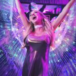 Flaviana Seeling Instagram – Gracias a todos los que me acompañaron en la celebración de mi cumpleaños 😍💖 fue una noche increíble! Llena de amor, risas, cariño y mucha diversión!!! 🎂💖
Primeras fotos! Ya les mostraré más de lo que vivimos, para que estén atentos 🤫, así que cumpleaños parte 1!
Paso a agradecer a @flamaprime por la mejor fiesta de cumpleaños! 😍
@darkfilms_pro por siempre acompañarme y entregar las mejores fotos y videos
@sik_producciones por las maravillosas letras led y cámara 360 🤩
@franpi_cam por el increíble show de robot led🤩
@noecreaciones.cl cl por crear el mejor ambiente con una decoración espectacular! 🤩
Gracias a todos los que ayudaron a que esta celebración fuera posible😍.