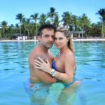 Flaviana Seeling Instagram – Mi gran compañero que me regaló la vida ❤️ lo que siempre quise y esperé, gracias esposo mío por ser mi partner en cada aventura, por escucharme, aconsejarme y mostrarme tu visión tan bonita de las cosas, te amo ❤️.