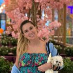 Flaviana Seeling Instagram - Han sido dias con tantas cosas que ni imaginan! Con Alegrías, retos, penas… pero unidos y con mucho amor 💖 Eso es lo que hace la conexión con tu gente, con tu familia, a mi me recarga pasar tiempo de calidad ellos, me hace agarrar la fuerza necesaria y la motivación para continuar y lograr mis objetivos💖 Y tú? Cómo recargas tus baterías 🔋?