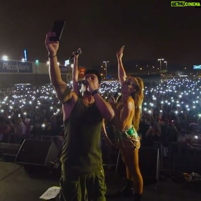 Flaviana Seeling Instagram - Perú!! Tenemos nueva fecha de la Gira 20 años de Axe Bahía!!! Nos vemos el 7 DE DICIEMBRE en el Festival internacional de la Purísima. En el Parque Generalísimo de Punchana ! Falta poquito!!!! Estamos muy felices de volver a verlos ❤️ Video : @darkfilms_pro 🤟🏼🤟🏼🤟🏼 @franciniamaral @bruno_zaretti @flavianaseeling #axebahia #giraaxebahia #axebahia20años #axebahiaenvivo