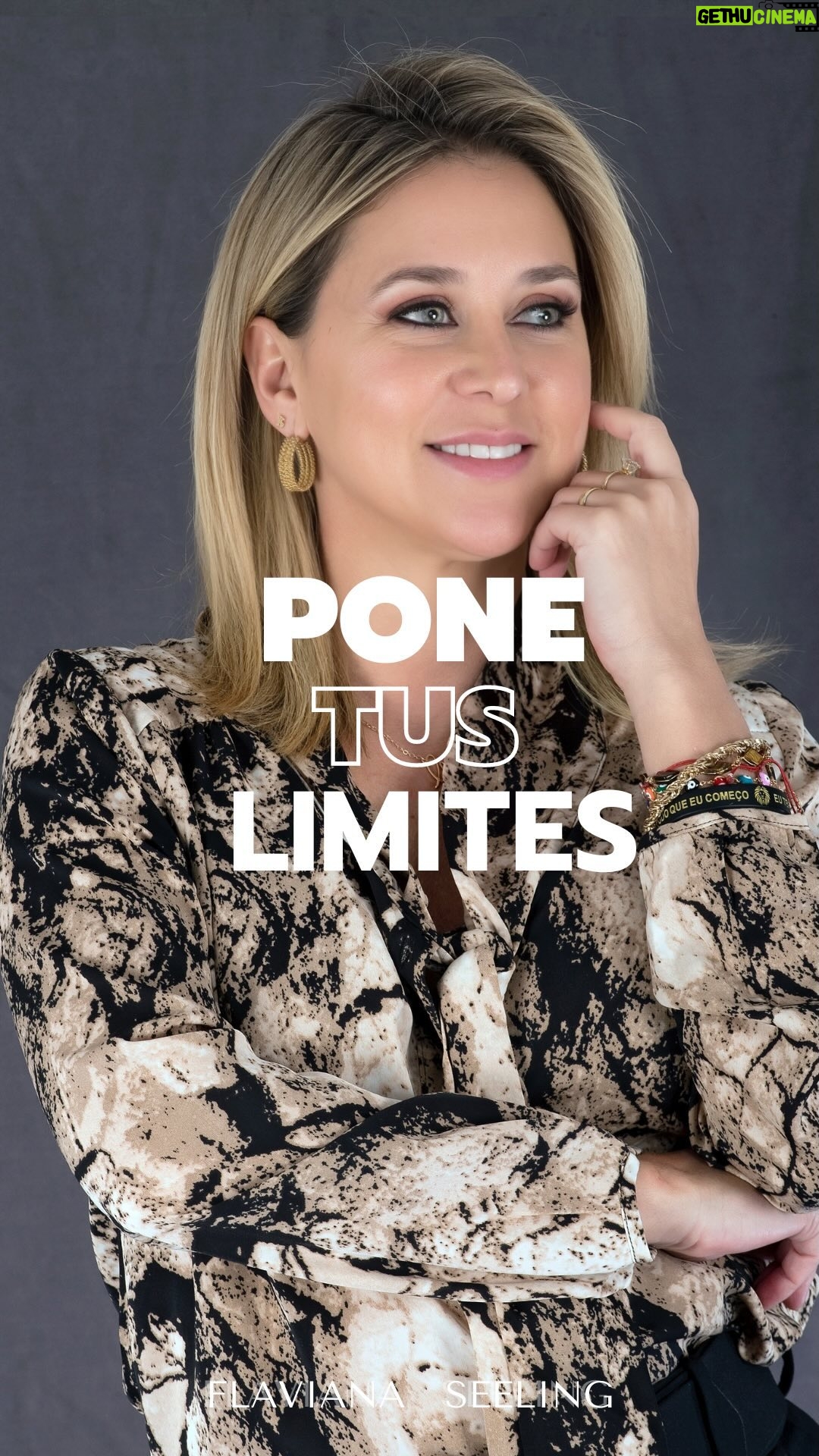 Flaviana Seeling - 1.7K Likes - Poner límites es difícil, pero mejorará tu calidad de vida… y marcará un camino en cada una de tus relaciones 💖. Pero recuerda, para poner esos límites debes conocerte primero y en base a eso podrás determinar qué es un no negociable para ti y que es lo que puedes negociar 💖.
