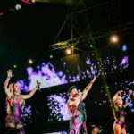 Flaviana Seeling Instagram - Gracias mi gente!!! Que manera de llenar mi corazón de amor, Alegría y cariño🙏❤️. Lo pasamos increíble en el Festival de Las Condes!! Fue una noche llena de emociones y estoy aún con la adrenalina a tope! También estoy muy feliz de que pude regalar una entrada doble y de todos los que participaron en el sorteo, para el próximo intentaré regalar mas para ustedes! Solo puedo decirles gracias, gracias, gracias 🙏. ¿Les gustaría otro show como este? 👀 los leo!! #FlavianaSeeling #axebahia #festival