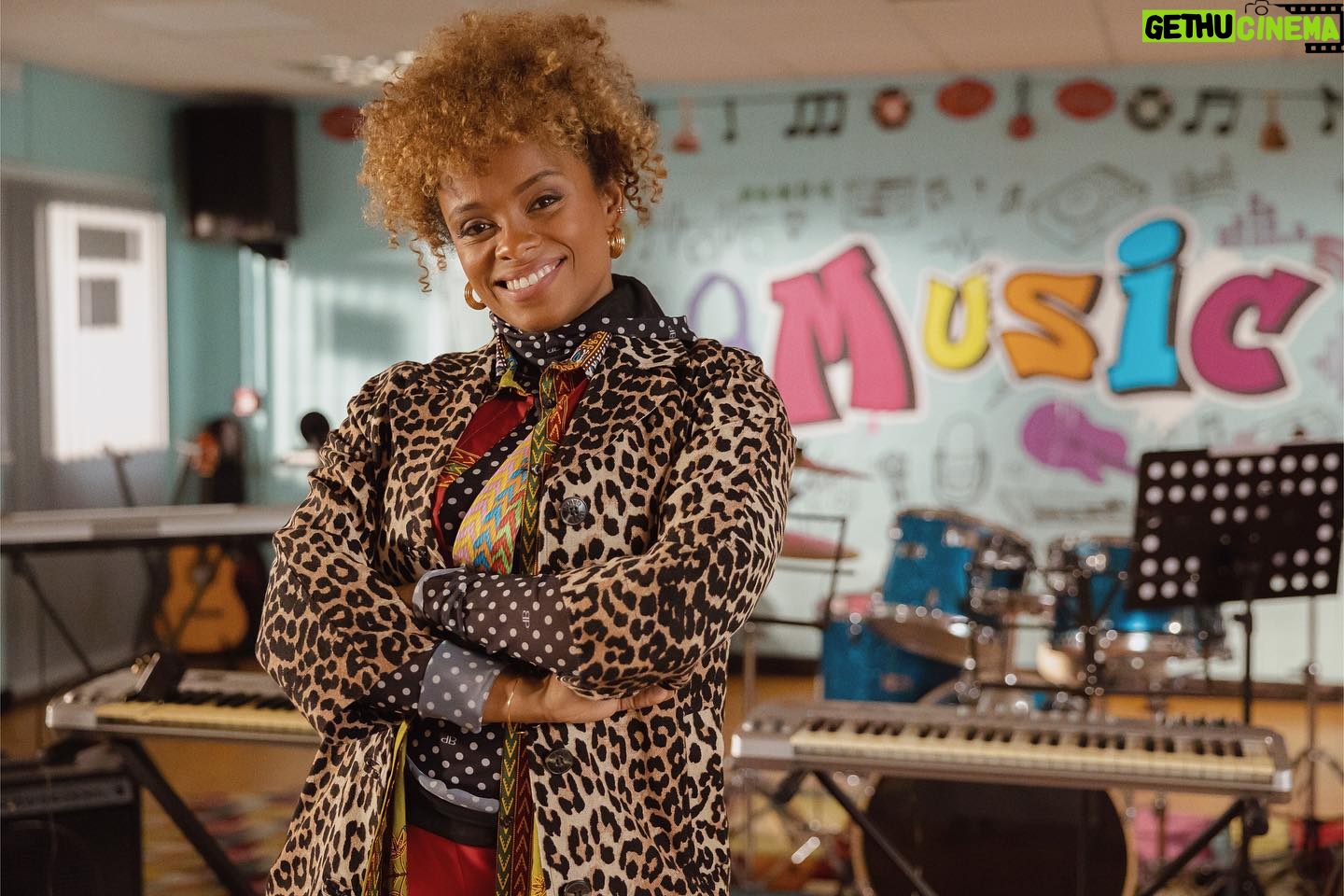 Fleur East Instagram - Gratitude is a must 🙌 So much to be grateful for in recent times. My family, my friends, opportunities that I honestly can’t even call ‘work’ and my health and happiness. One of my most recent updates include an acting role that I’m excited to share with you! I will be joining the cast of the BBC Drama ‘Phoenix Rise’ as music teacher Miss Meesha for series 3 & 4 which will air next year. Hard work really does pay off and I’m so grateful for the chance to explore my passions and have fun while doing it. We rarely take time to be thankful, even for the smallest things. What are you grateful for?❤️🥰