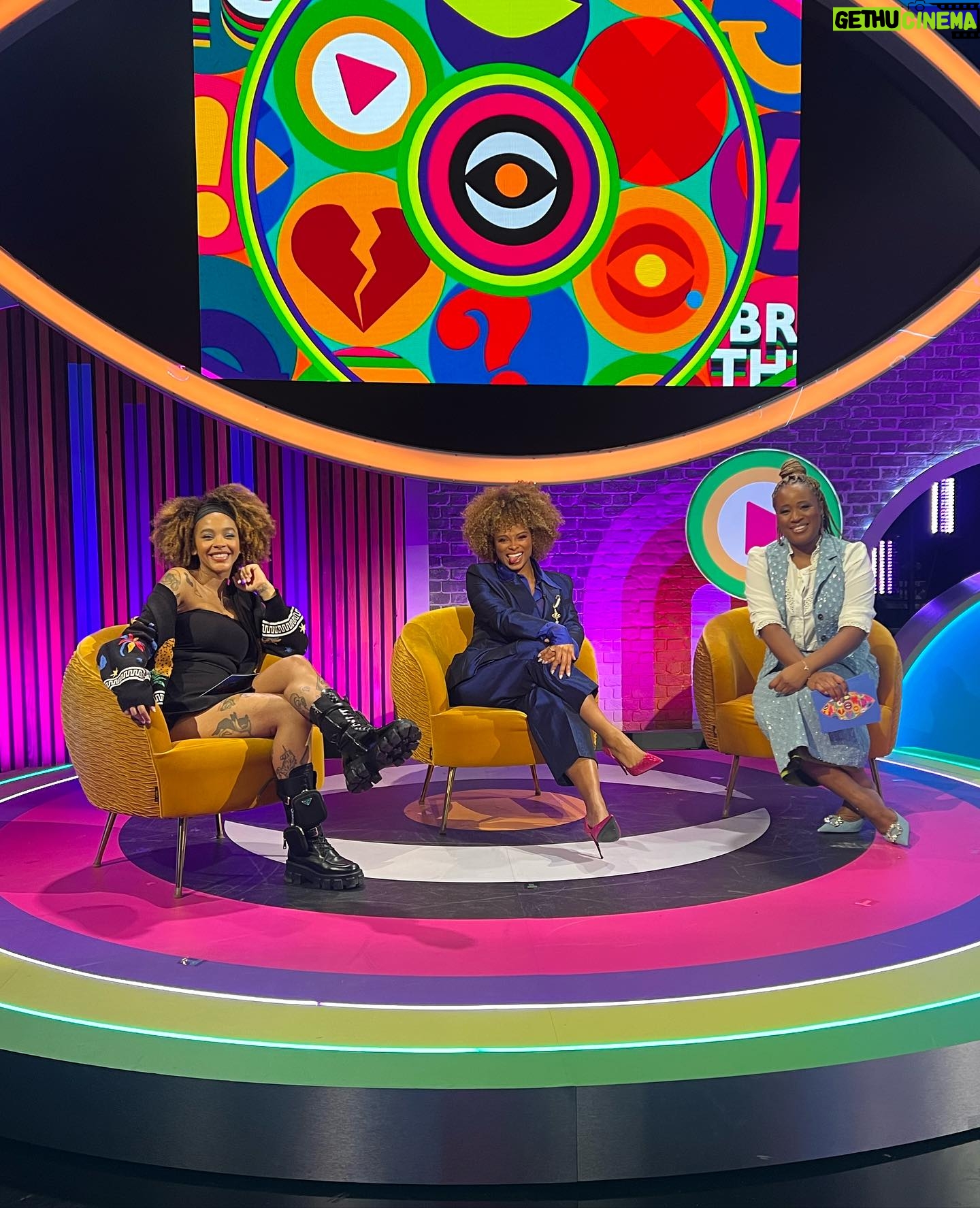 Fleur East Instagram - A little BB Late and Live never hurt nobody! ππ What a treat it was to sit on the panel with these ladies @yinkabokinni @charlenewhite and see my girl @ajodudu smashing it! β¨β¨ Iβm LOVING this series and would love to see Yinrun in the final π₯°π Are you watching? And who do you want to win? Xx βββββββ STYLED BY: @ryankaystyles MUA: @gemflossi