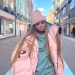 Fleur East Instagram – Missing my braids! Mostly because I don’t have to do anything with my hair in the morning! 😂😂 Might have to bring them back for the winter. What do you think? Xxx
