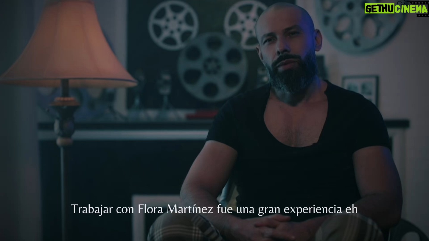 Flora Martínez Instagram - Sin este director de Arte y su maravilloso equipo . Nada hubiera sido posible 🙏🏻✨🙏🏻Gracias @ivanchoparrac Dirección de arte @ivanchoparrac “El arte de recrear y transformar el universo de una historia” Todo esto gracias a grandes artistas talentos@s, comprometid@s y apasionad@s por este oficio, escenógrafos, artistas plásticos, decoradores, utileros, ambientadores, Carpinteros, diseñadores de vestuario, jefe de vestuario, vestuaristas, diseñadores de maquillaje, jefe de maquillaje, Gracias a cada un@ de ell@s, por su maravilloso trabajo y profesionalismo. #deptodearte #artdirector #direcciondearte @carlosdelcastillocine supervisor artístico @williangomezgutierrez Escenografo @wgraterol49 ambientador/Props #luisdiazelpollo carpintería @cocoaextremo Utileria @marco_art_cinema Decorador @Hangar18accesorios Carpintería Diseñadora de vestuario @panteracanela Jefe de vestuario @cermenoandrea Vestuarista @emeiaese Vestuarista @johasalinas28 Vestuarista @jhonjairotrujillo5 Diseñadora de maquillaje @viviannesaler Jefe de maquillaje @emmatoledo_pmu Jefe de pelo @catajacome Apoyo maquillaje y pelo @isleny_a_a @itziatangoycacao #itziatangoycacao #FloraMartínez #NuevoCineColombiano #RealismoMágico #colombiaelpaísdelabelleza Solo en salas de cines el 26 de octubre ❤️🩹 . . . @fedecacao @federacion_chocolate @minagricultura @saccolombia @jmojicaflorez @gerardoromanooficial @patriciaercole @hermes_camelo @juliandiazactor @carminaguajira @joseacostasoto @cinemarkcol @cinecolombia @cinepolis.co @clubroyalfilms